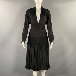 CHADO RALPH RUCCI Size M Black Pleated Deep Neck Knee-Length Dress